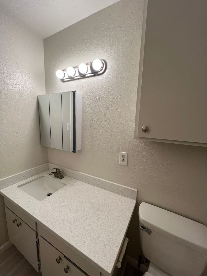 Lubbock Apartment: Boston and 44th St
