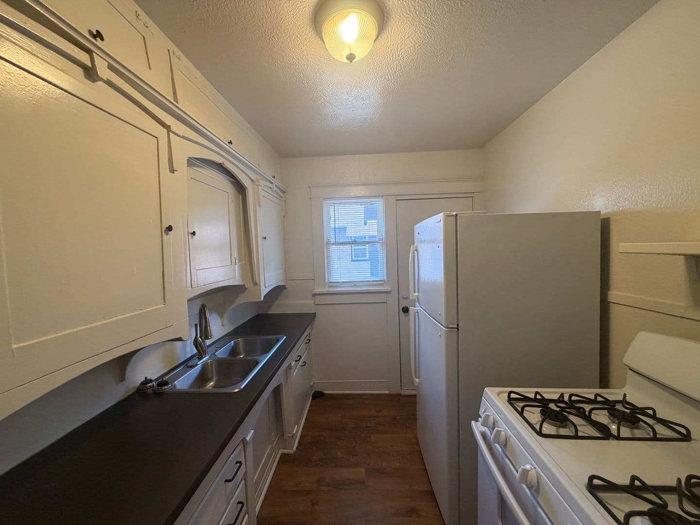 Lubbock Apartment: 2022 15th St