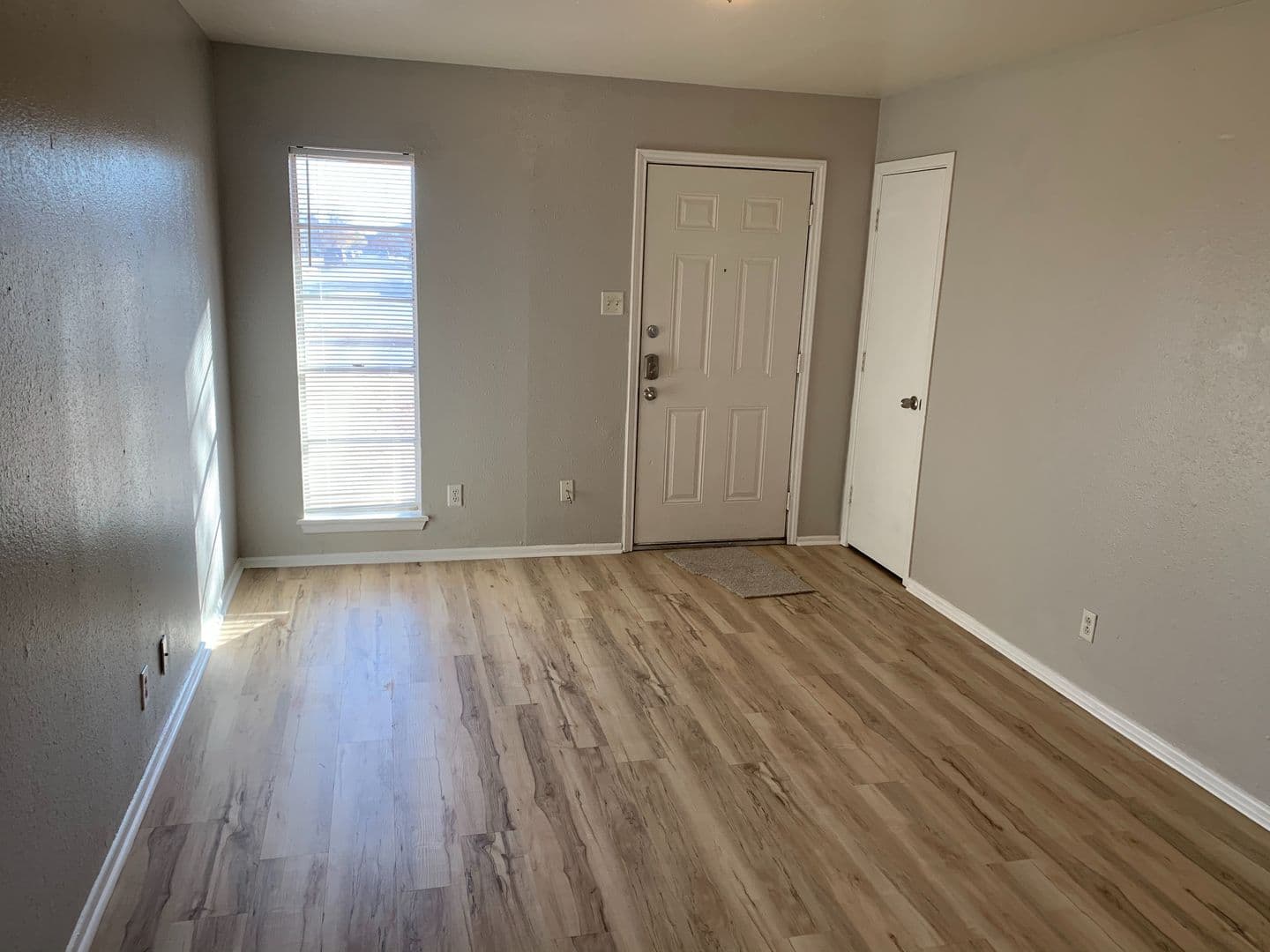 Lubbock Apartment: Boston and 44th St