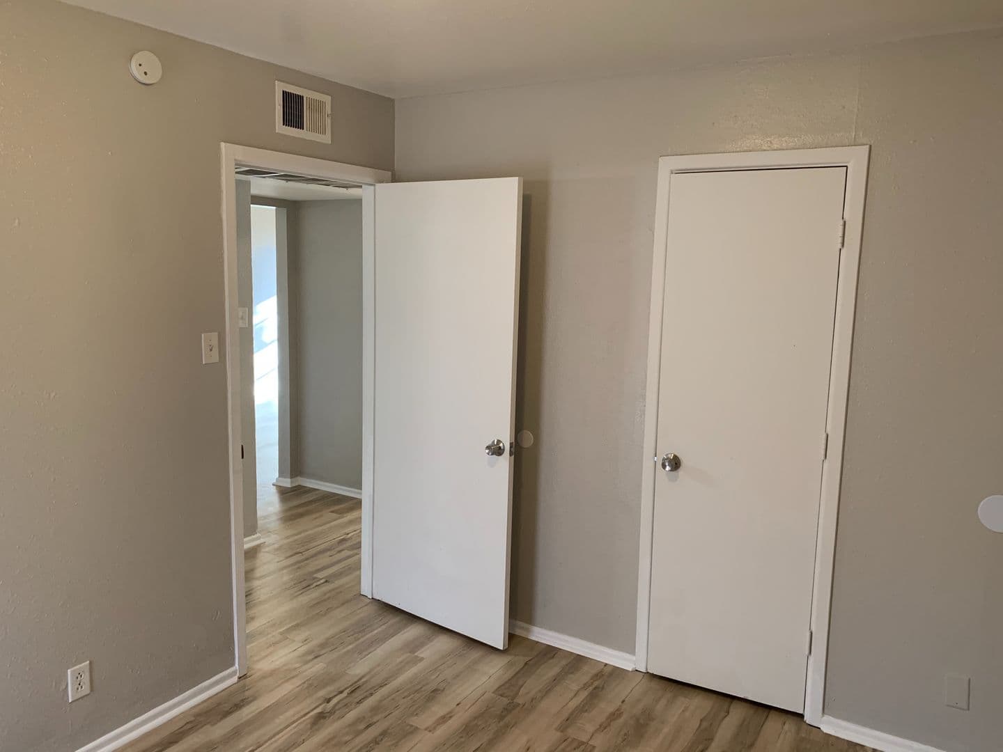 Lubbock Apartment: Boston and 44th St