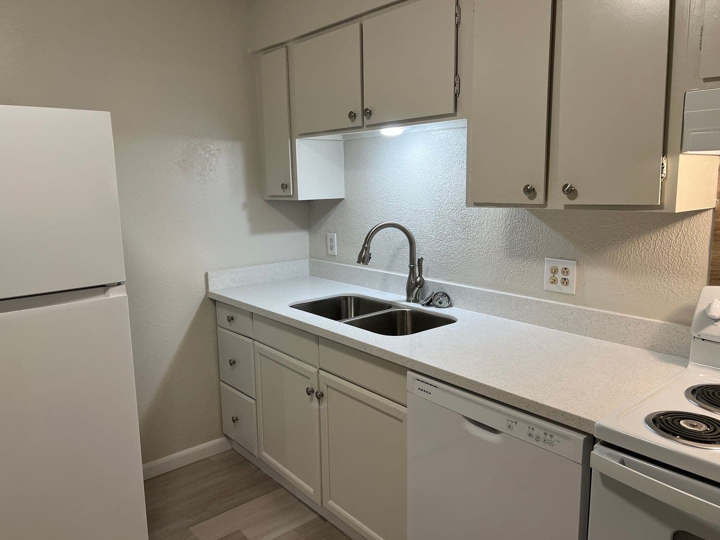Lubbock Apartment: Boston and 44th St