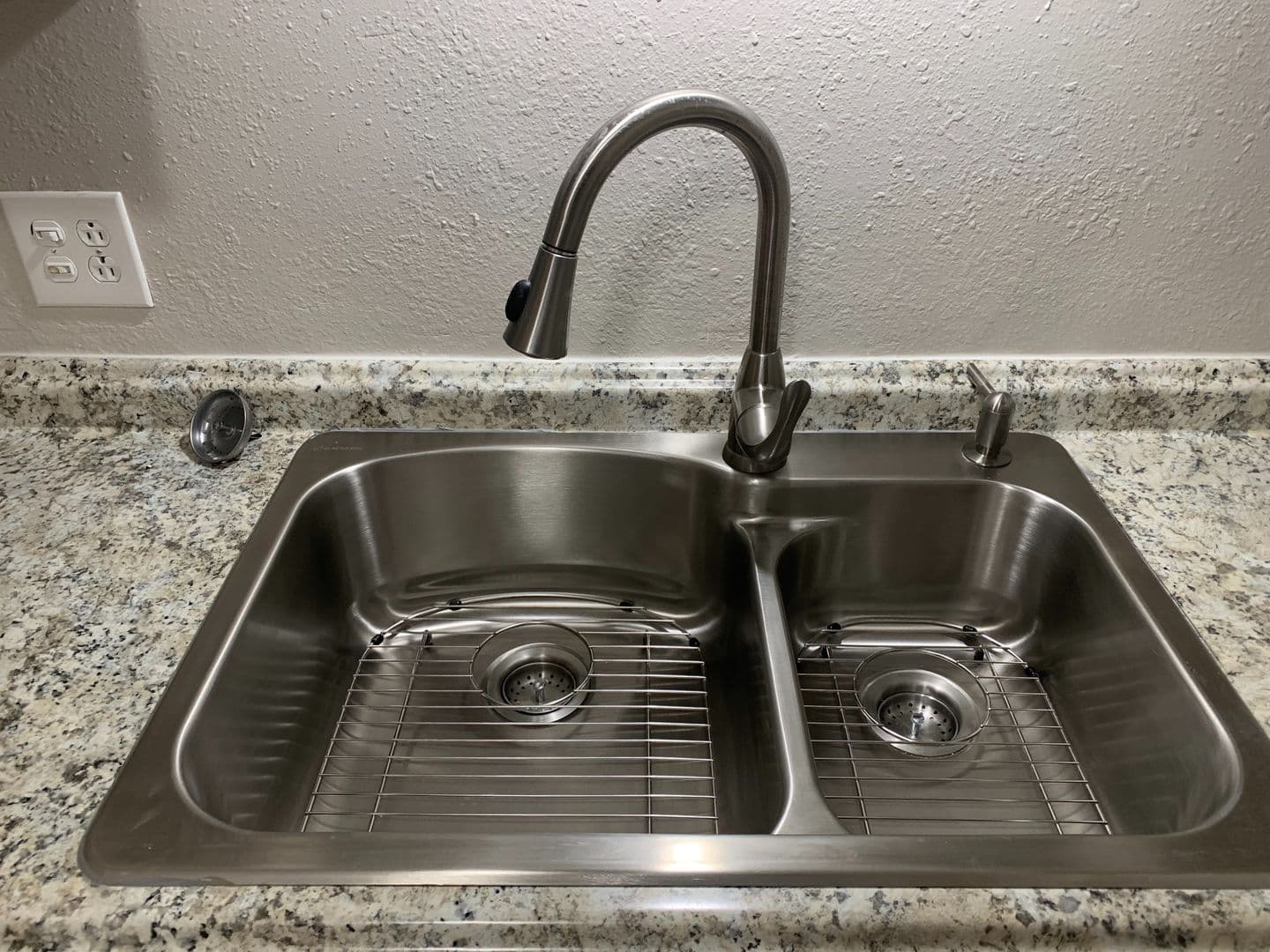 Lubbock Apartment: Boston and 44th St