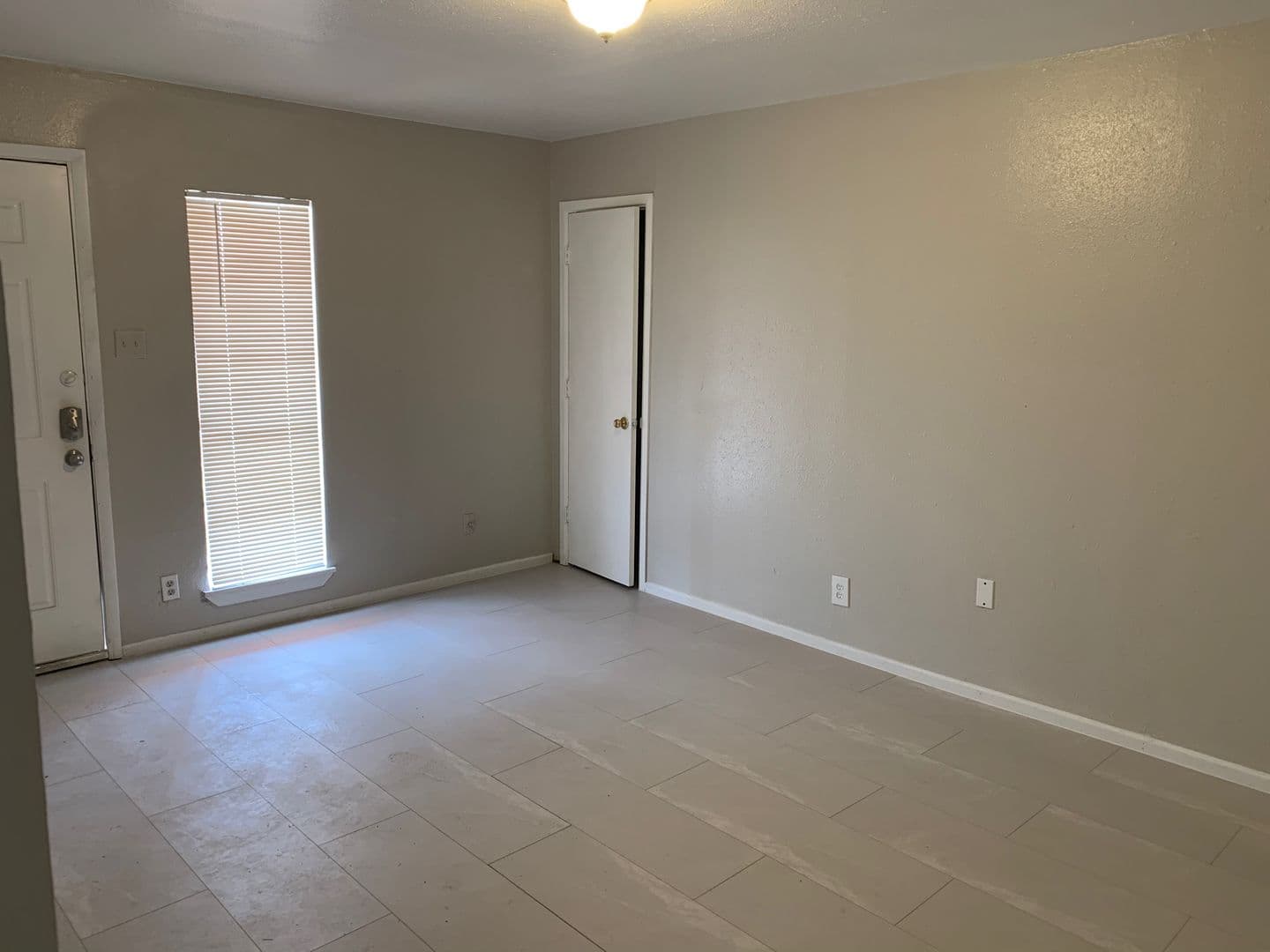 Lubbock Apartment: Boston and 44th St