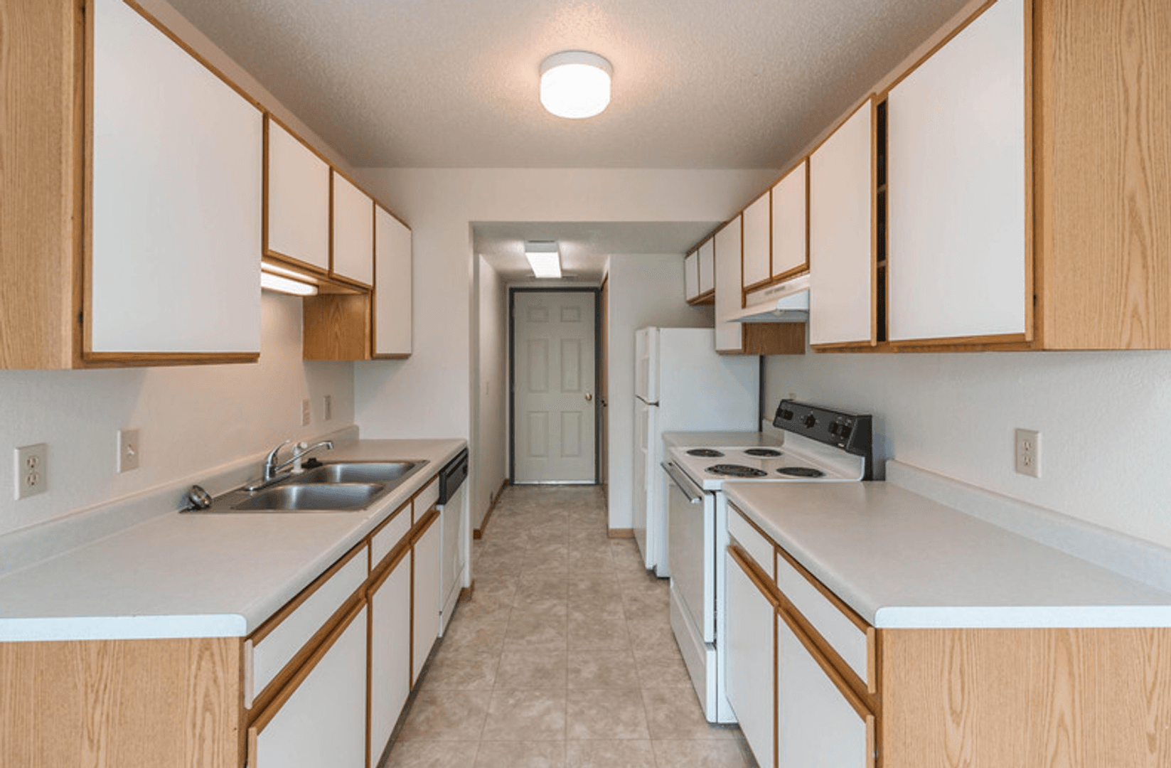 GLENCOE Apartment: 2401 14TH ST E