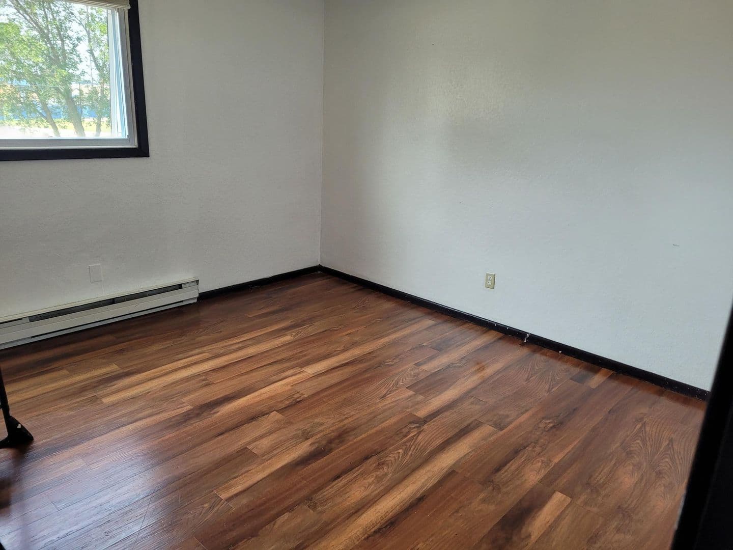 Becker Apartment: 12051 Hancock Street SE