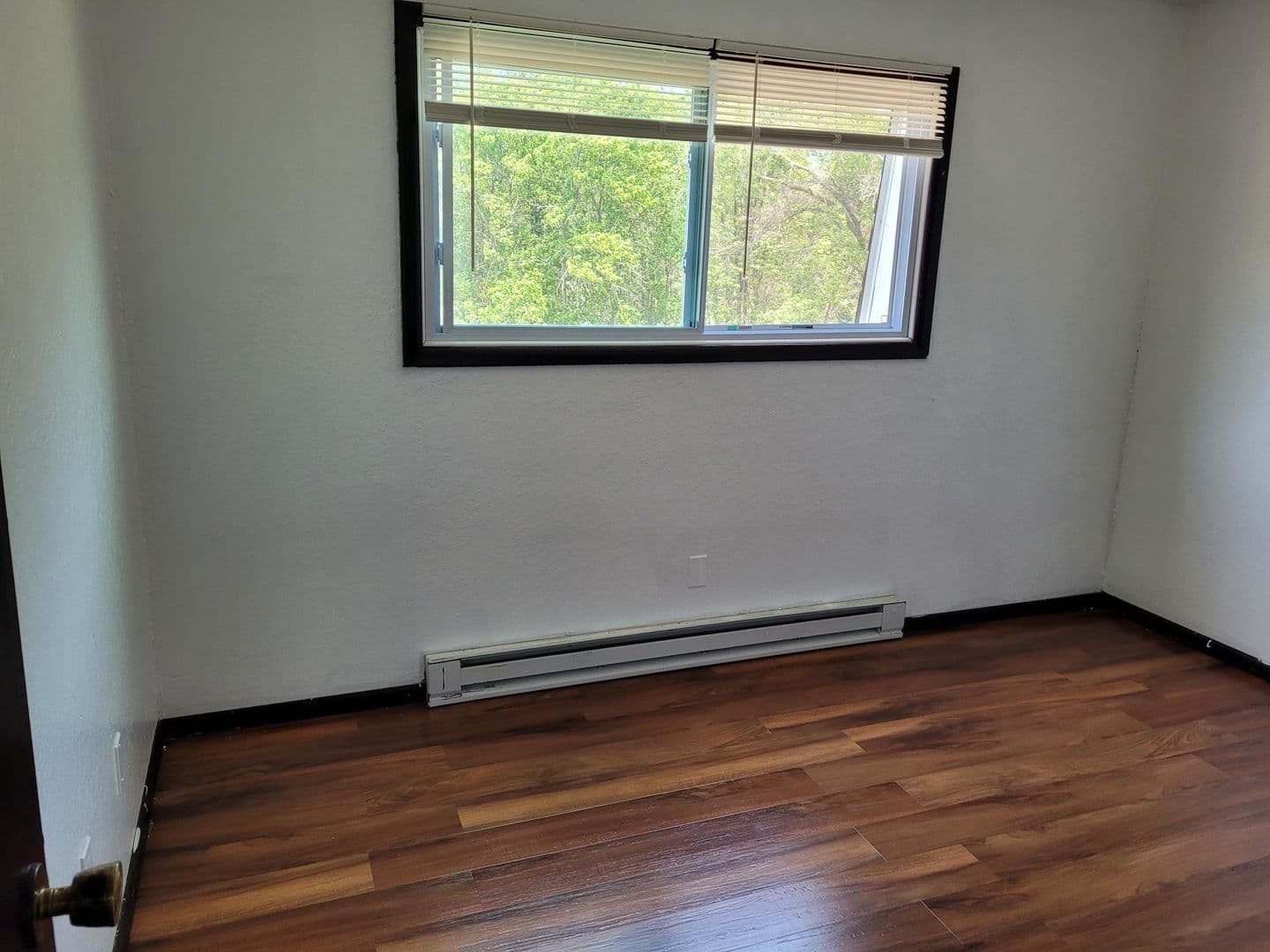 Becker Apartment: 12051 Hancock Street SE