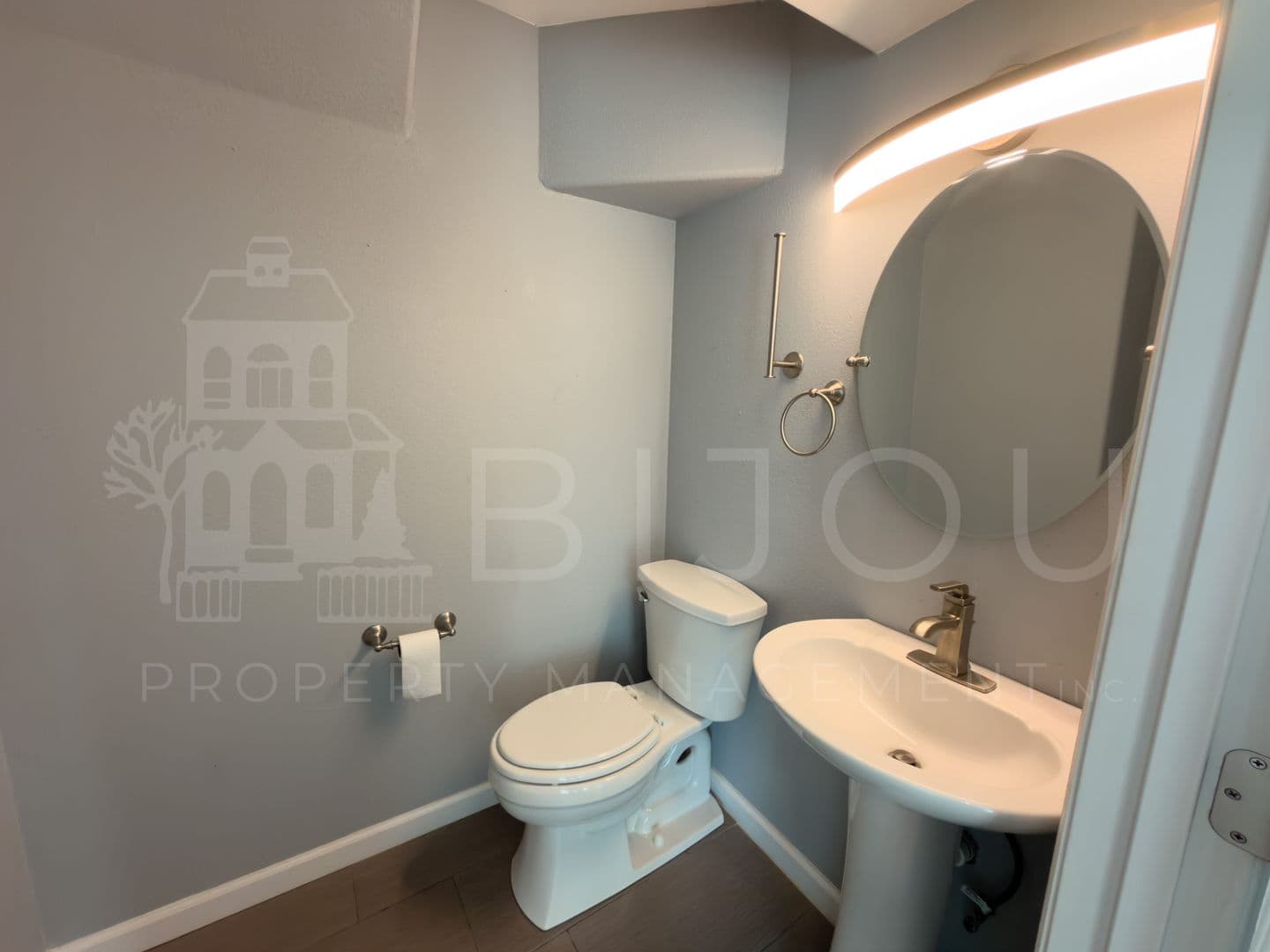 Colorado Springs House: 3739 Range Dr