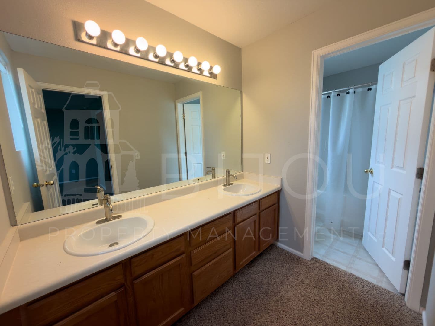 Colorado Springs House: 3739 Range Dr