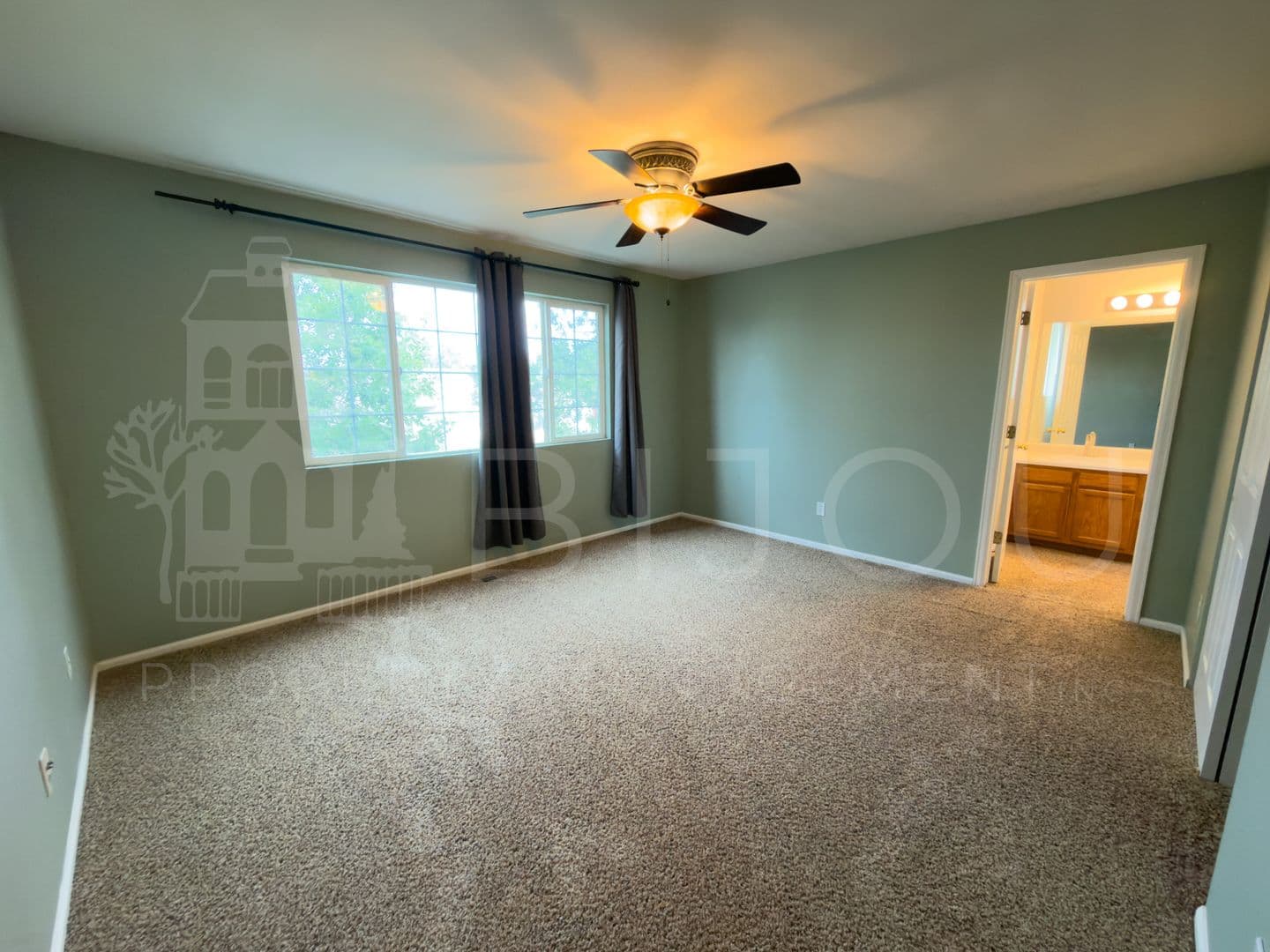 Colorado Springs House: 3739 Range Dr