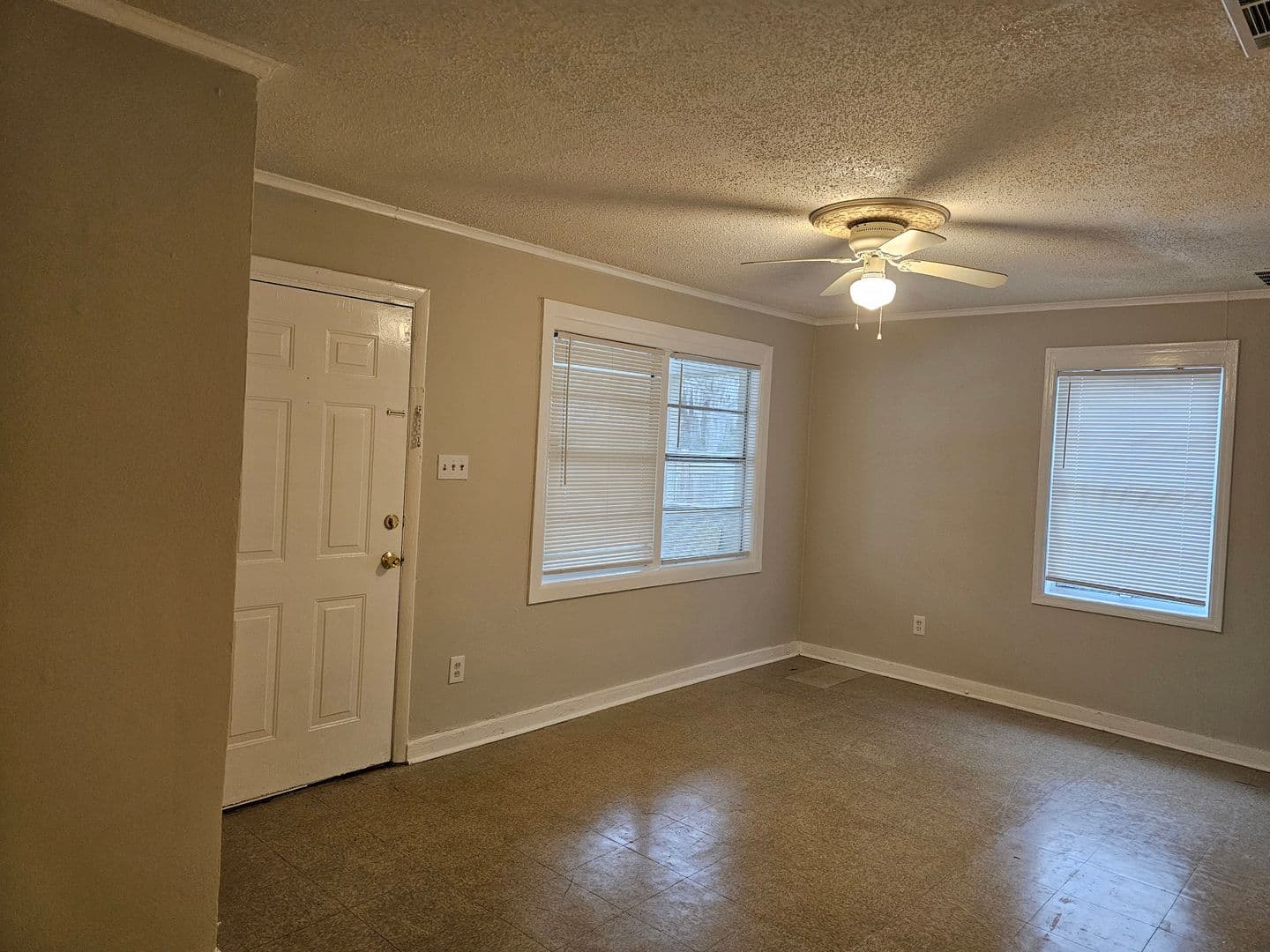Savannah House: 2318 Alabama Ave.