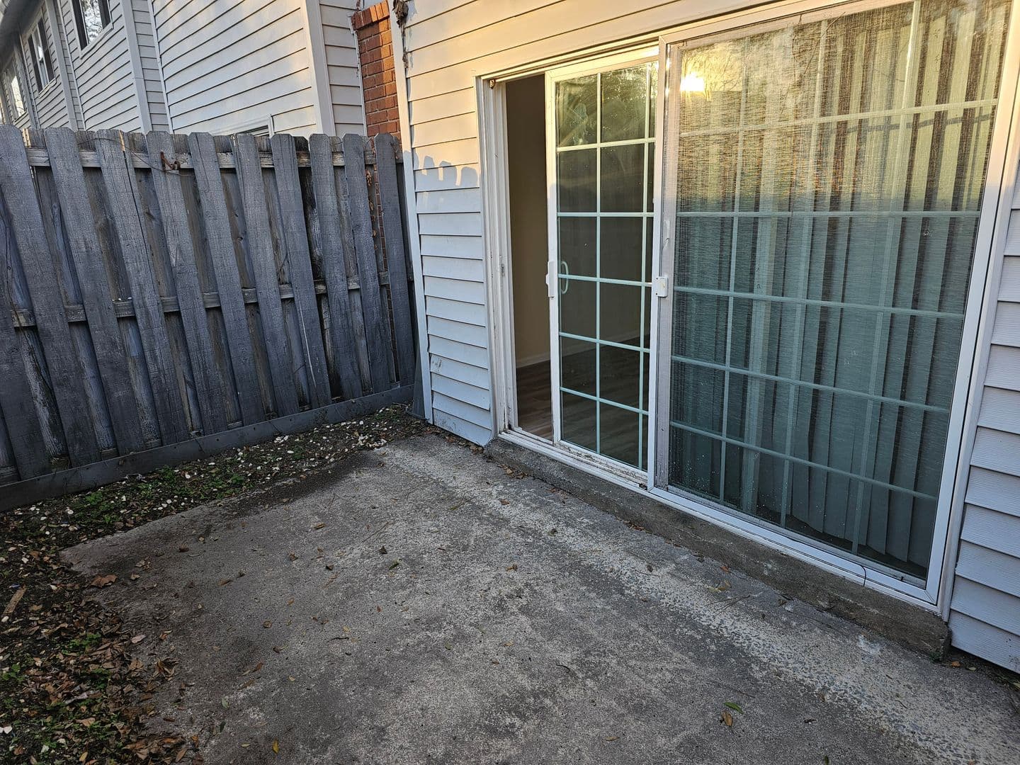 Savannah House: 59 Knollwood Circle