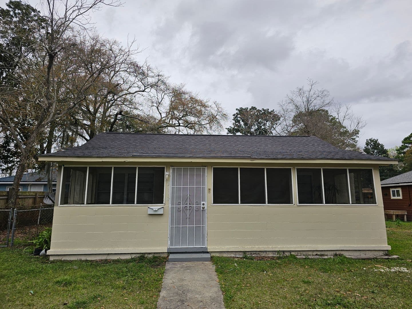 Savannah House: 2318 Alabama Ave.