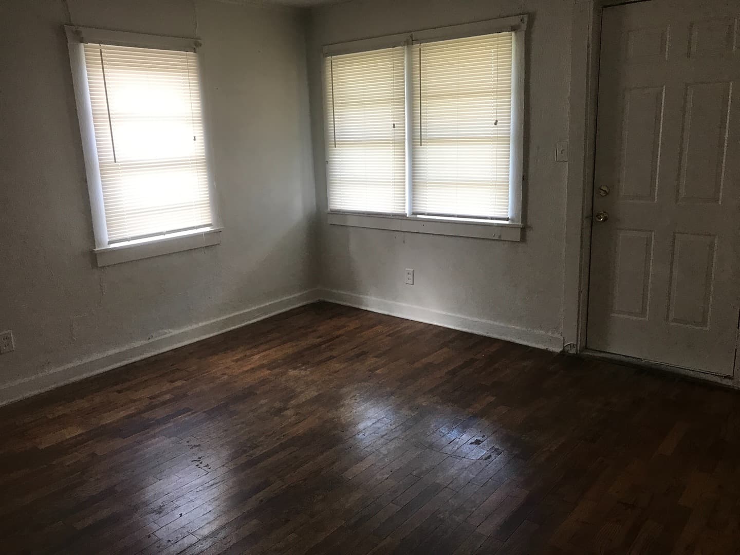 Savannah House: 715 West 46th St.