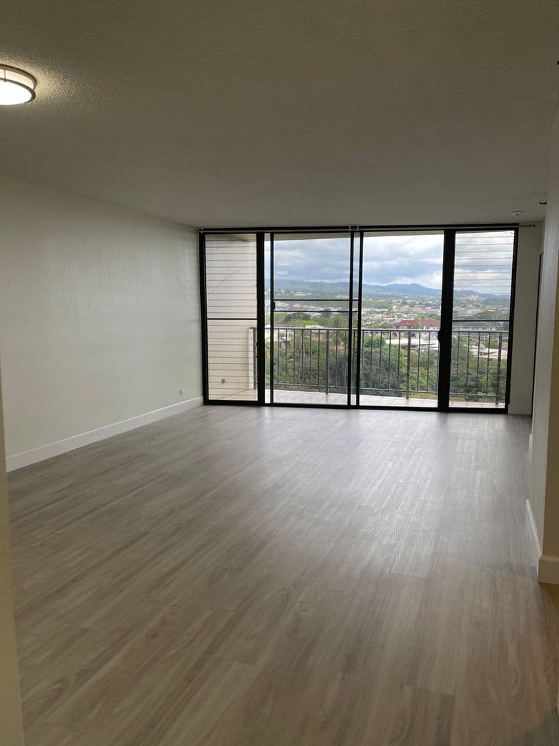 AIEA Condo: 98-501 KOAUKA LP #1406