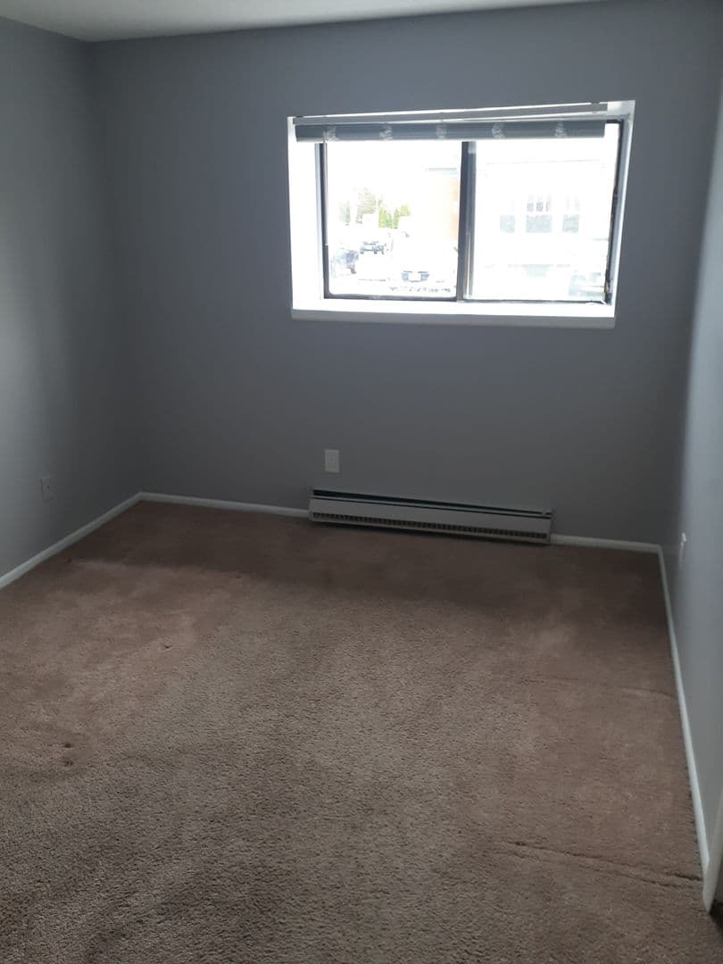 PROVIDENCE Apartment: 9-11 ALUMNI AVE/331 HOPE ST.