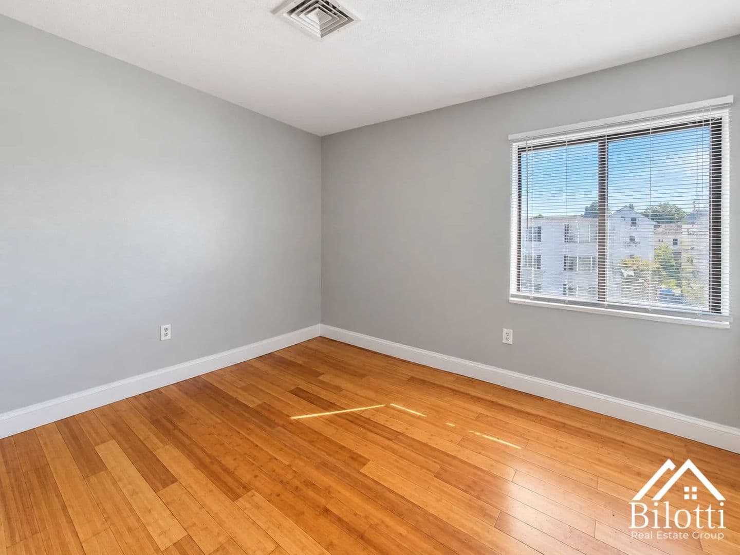 Fall River Apartment: 859 Pine Street