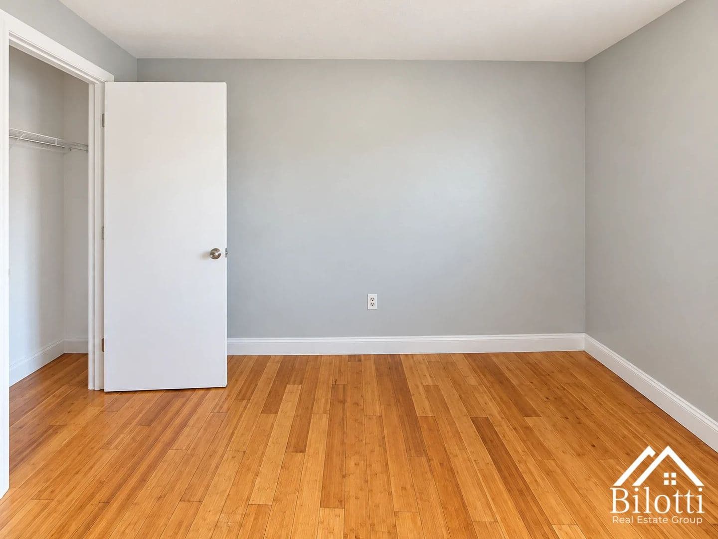 Fall River Apartment: 859 Pine Street