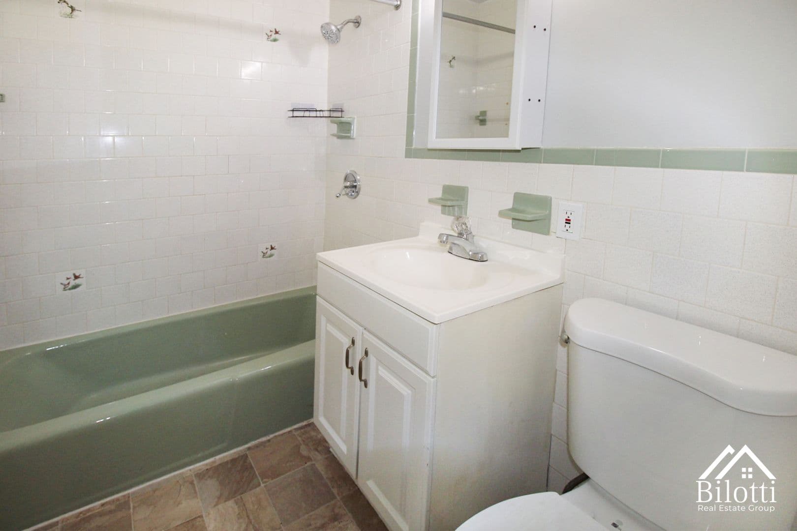 East Providence Apartment: 18 Lee Road