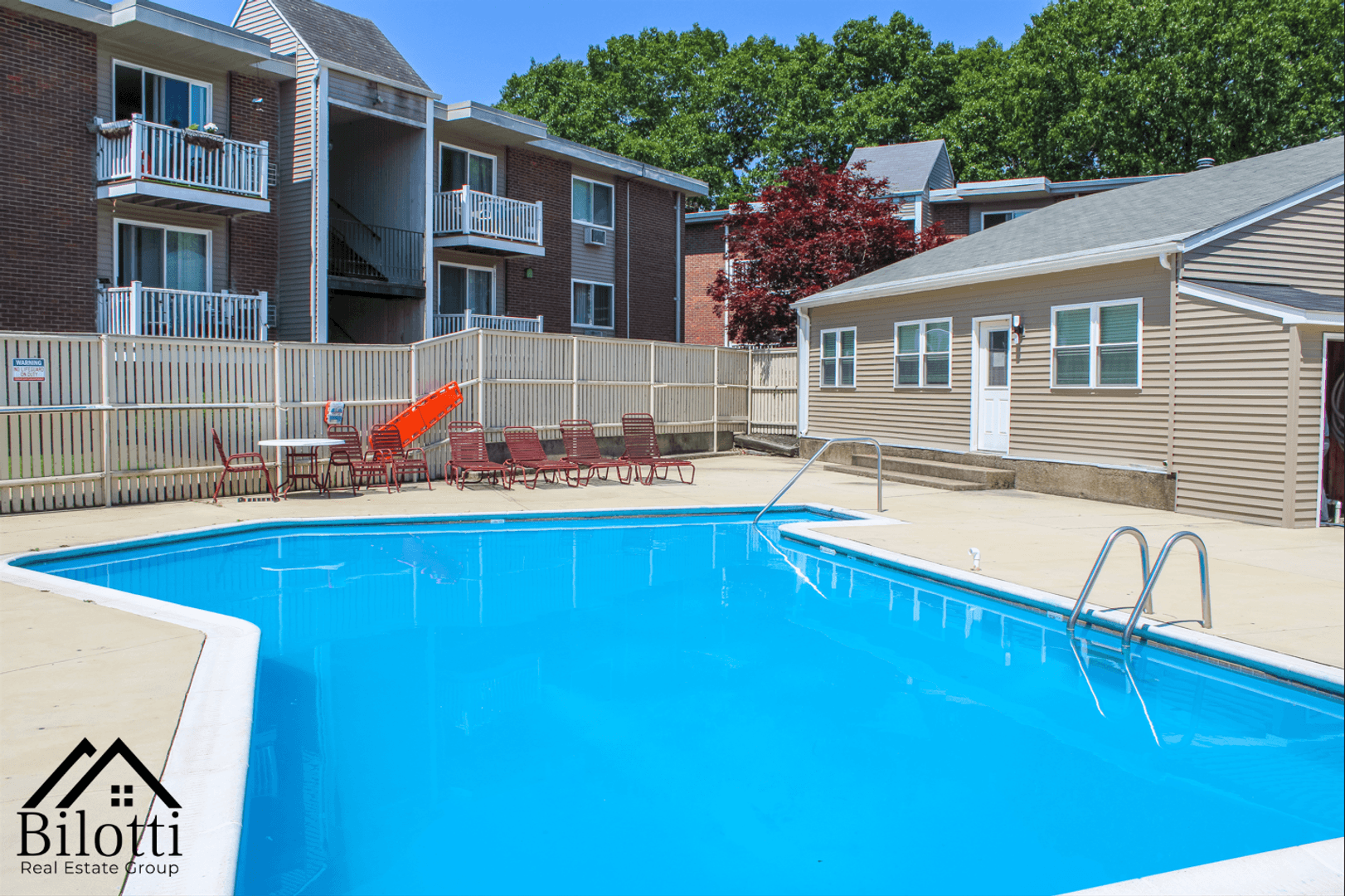Cranston Apartment: 941 Dyer Avenue