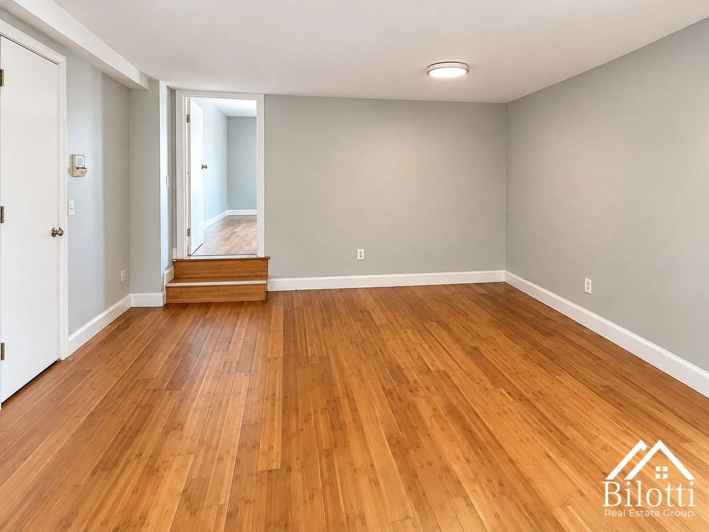 Fall River Apartment: 859 Pine Street