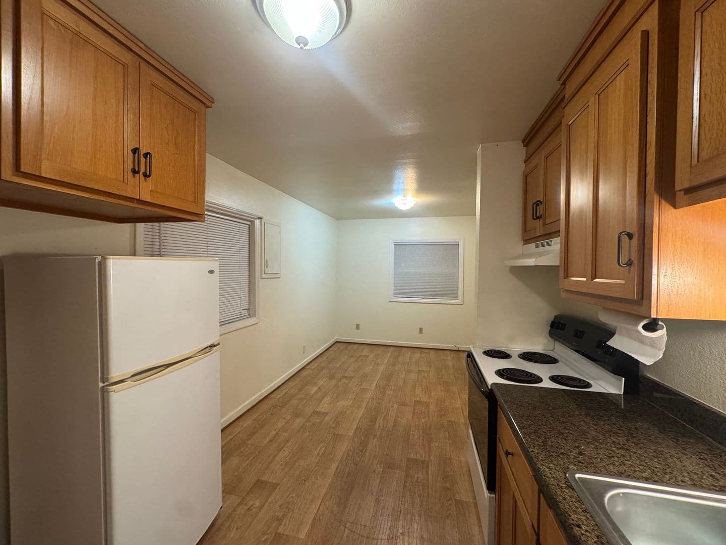 Arcata Apartment: 560 G ST
