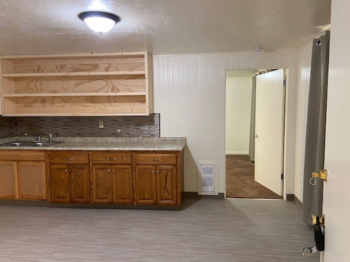 Eureka Apartment: 4041 & 4043 Williams St Unit #1-9