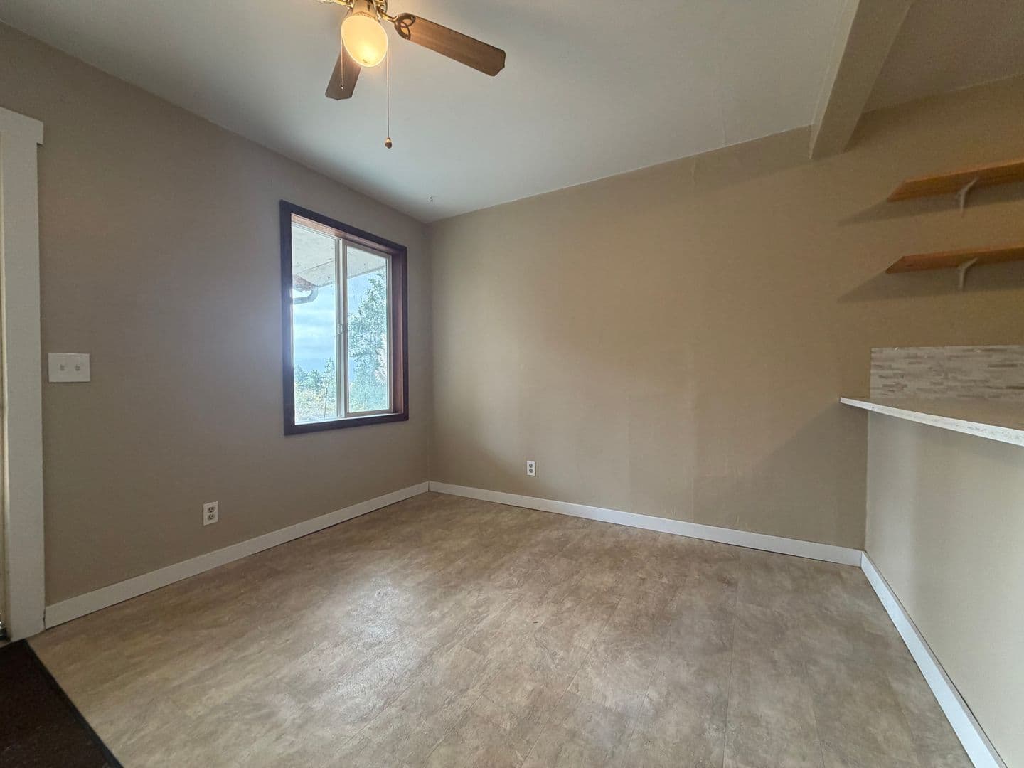 Fortuna Apartment: 65-97 Page Way