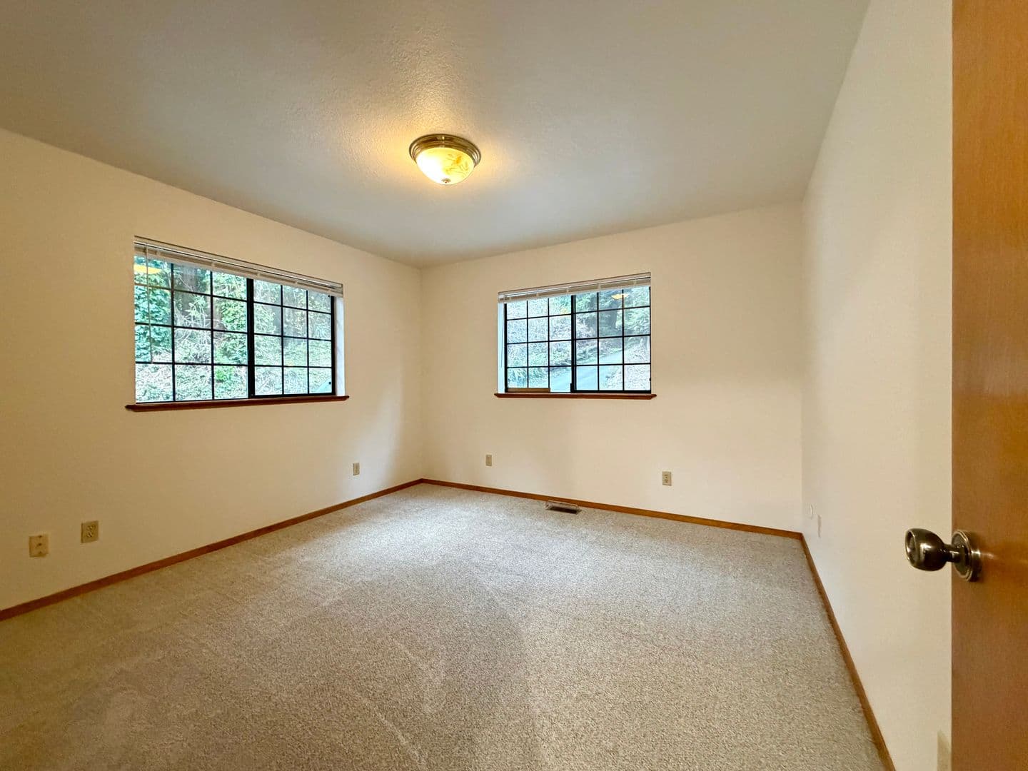 Eureka Townhome: 4036 Campton RD