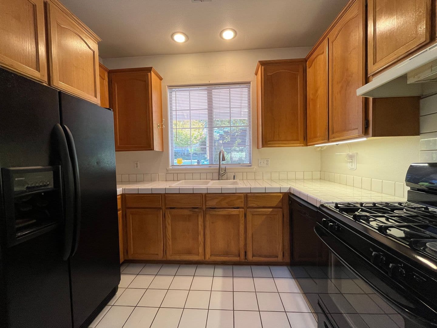 Eureka House: 1146 Vista DR