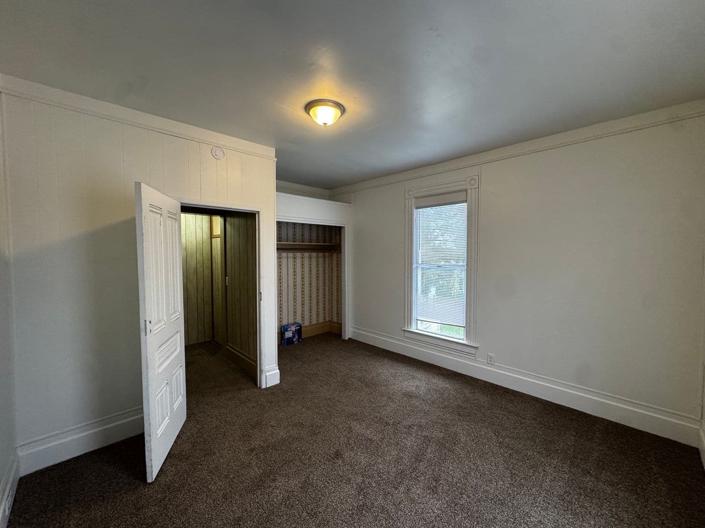 Fortuna Apartment: 910 8th ST