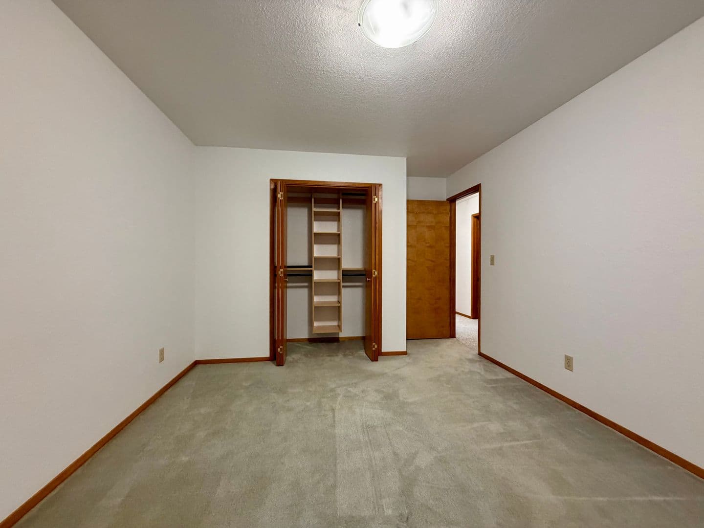 Eureka Townhome: 4036 Campton RD