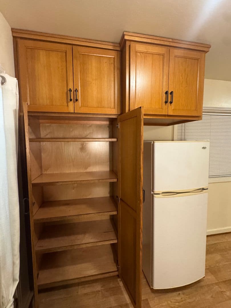 Arcata Apartment: 560 G ST