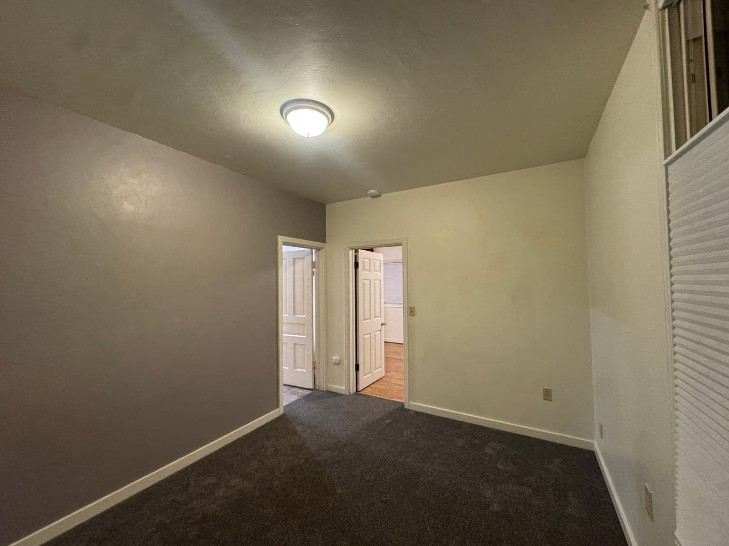 Arcata Apartment: 560 G ST