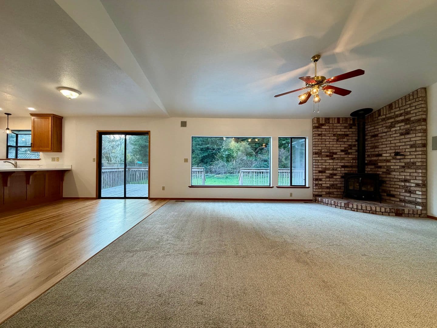 Eureka Townhome: 4036 Campton RD