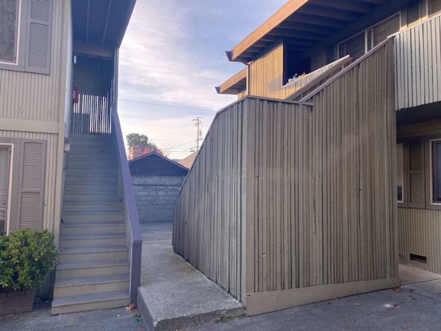 Arcata Apartment: 964 9th ST