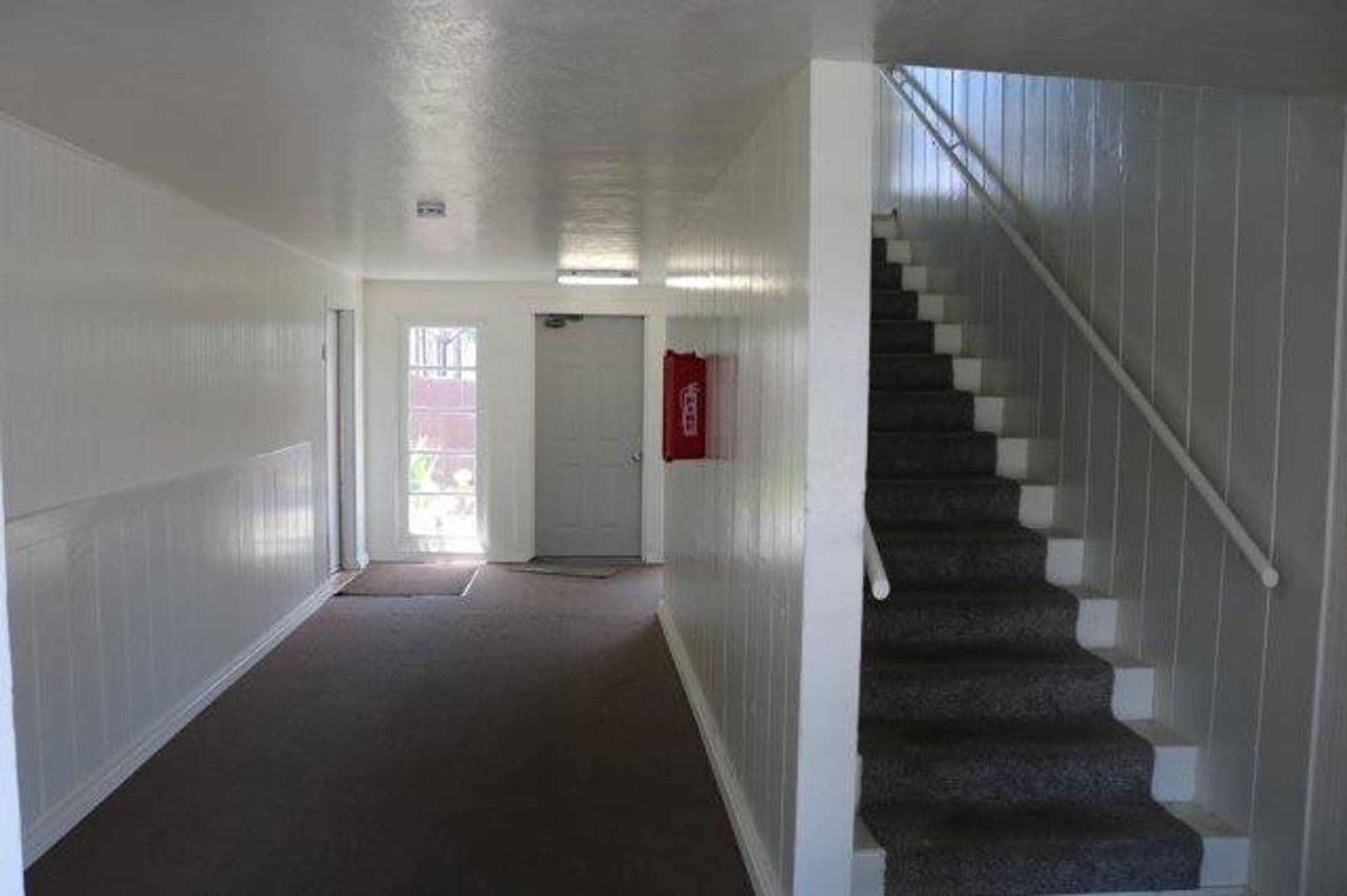 Eureka Apartment: 4041 & 4043 Williams St Unit #1-9