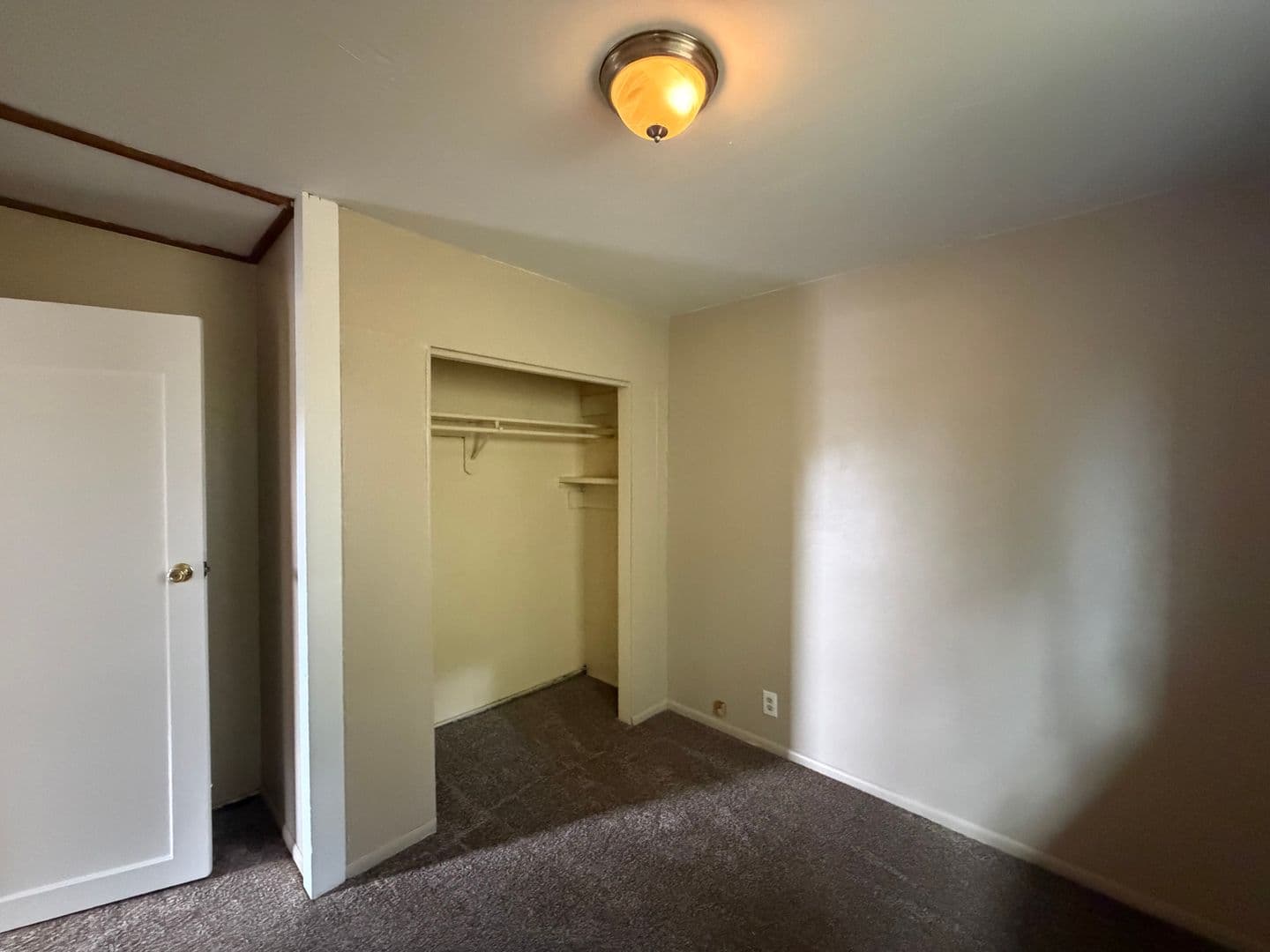 Fortuna Apartment: 65-97 Page Way