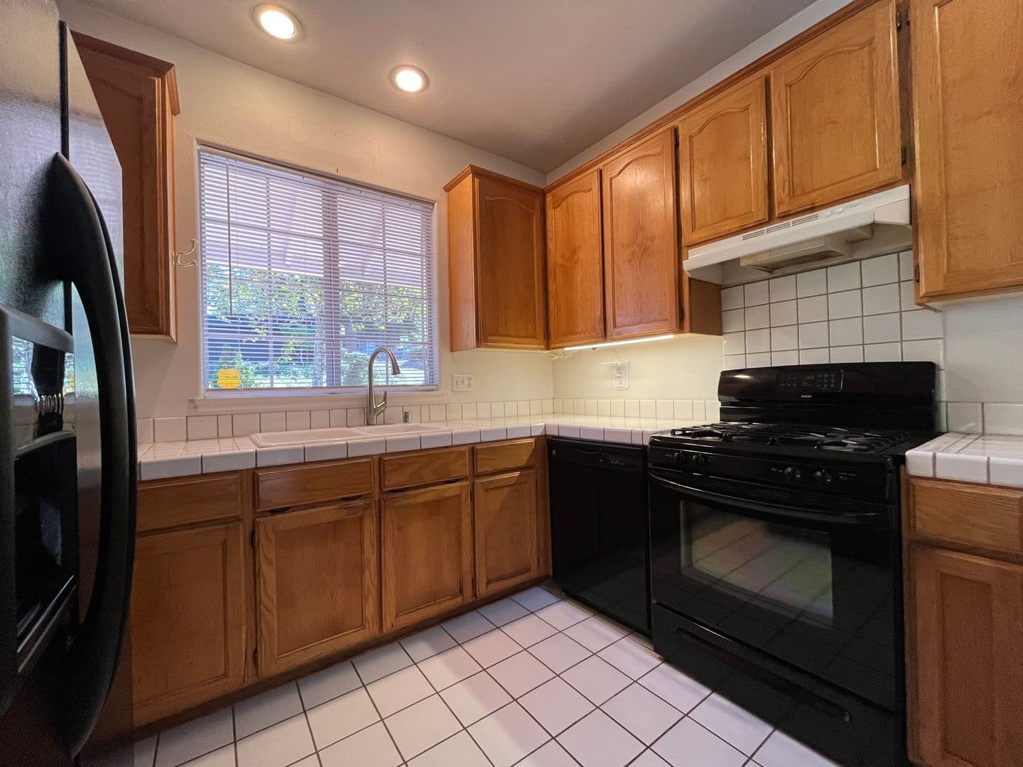 Eureka House: 1146 Vista DR