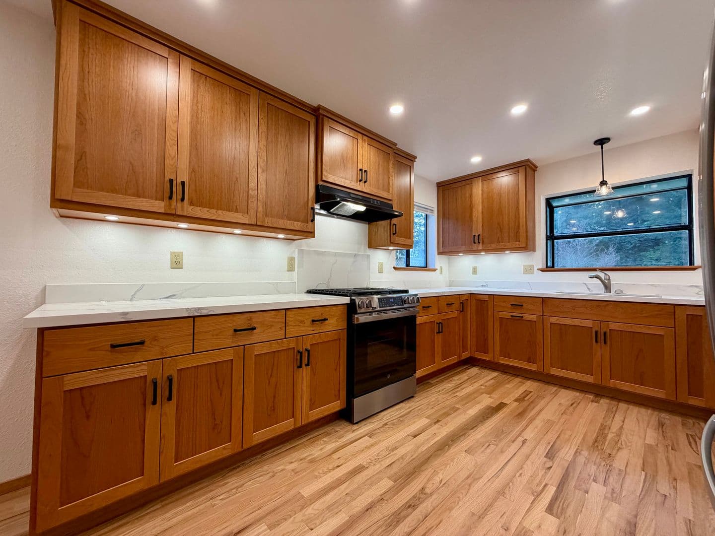 Eureka Townhome: 4036 Campton RD