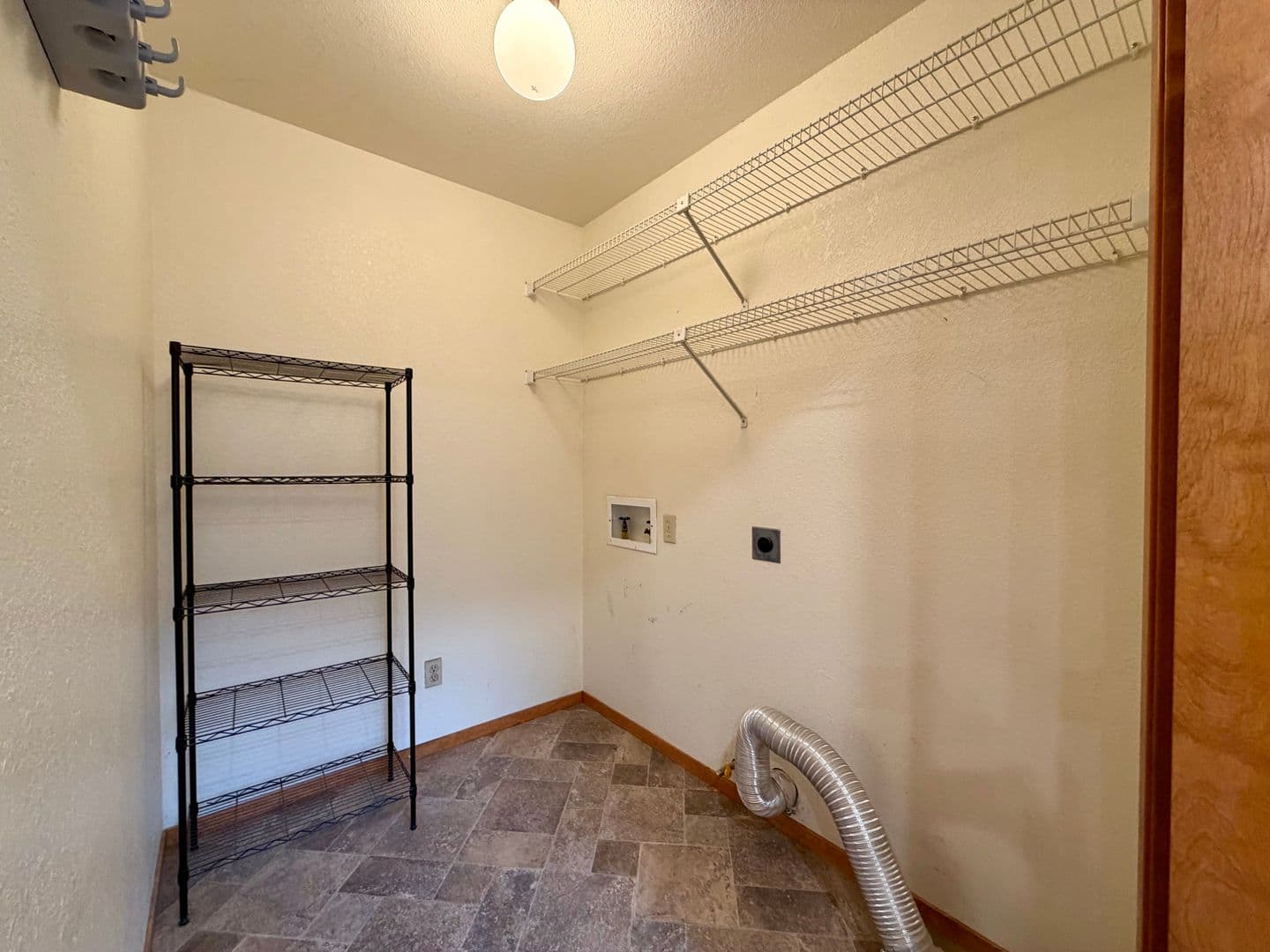 Eureka Townhome: 4036 Campton RD