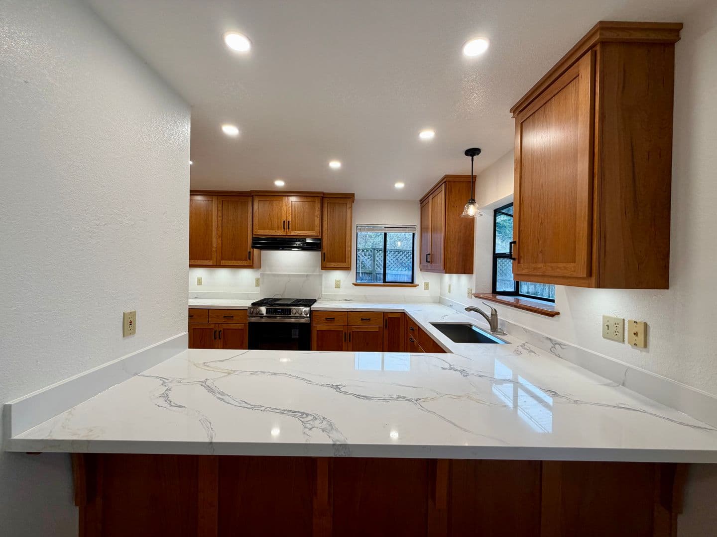 Eureka Townhome: 4036 Campton RD