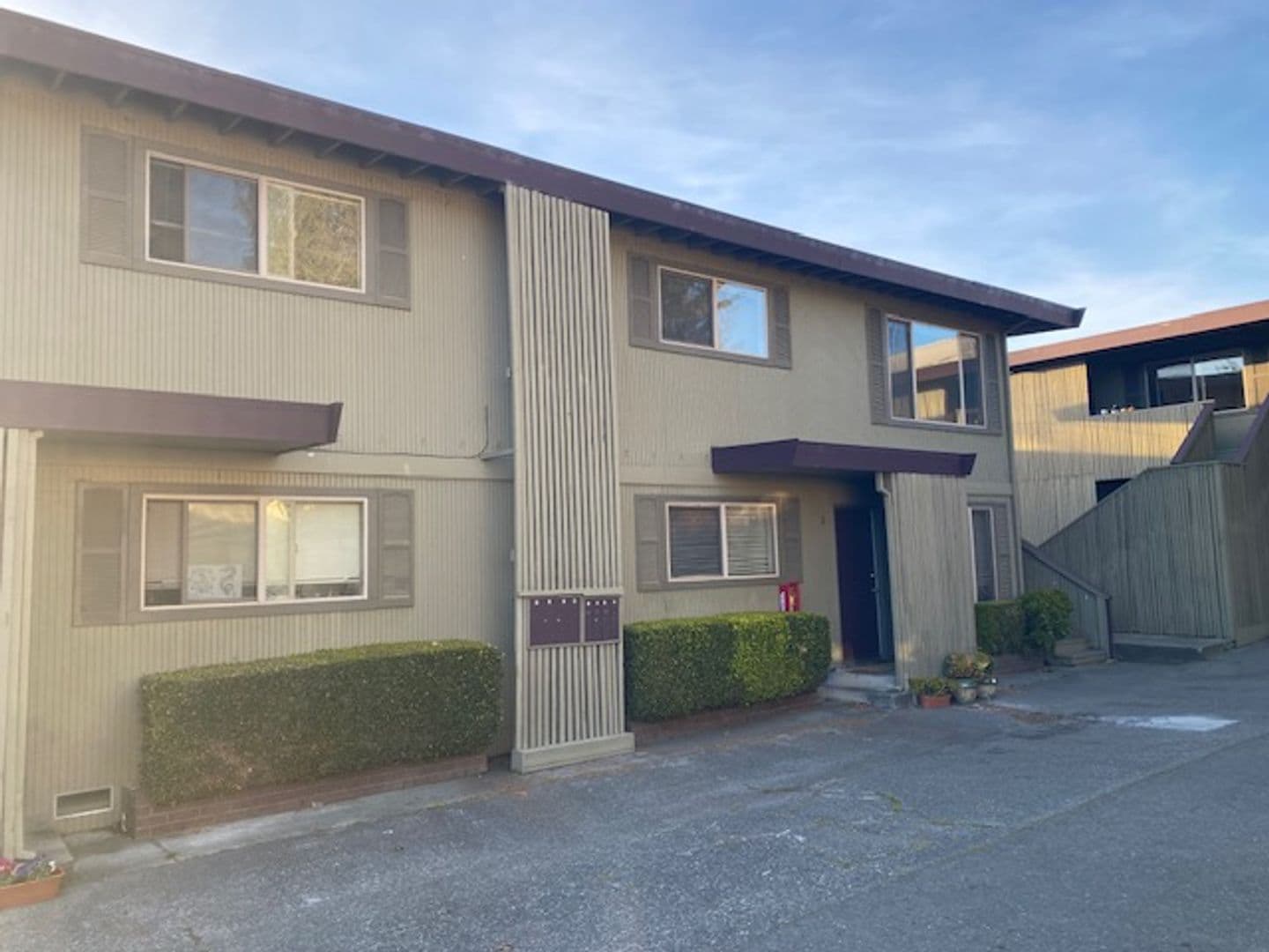 Arcata Apartment: 964 9th ST