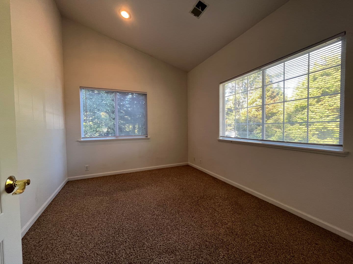 Eureka House: 1146 Vista DR