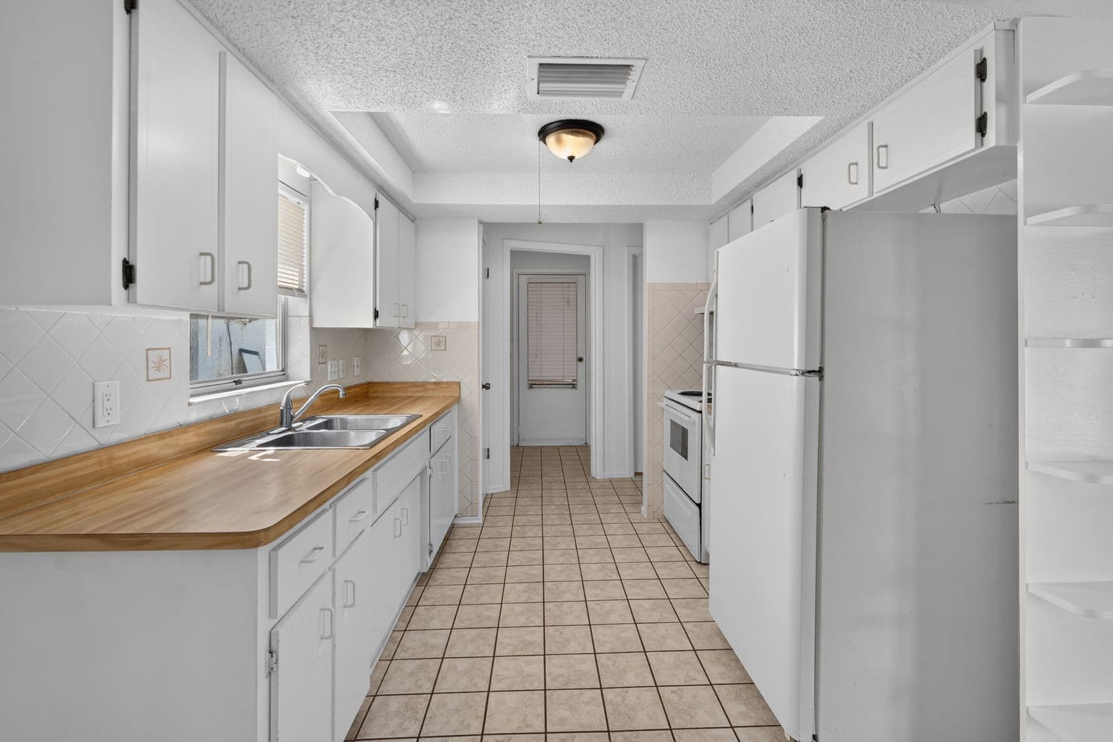 New Port Richey House: 6243 Florida Ave