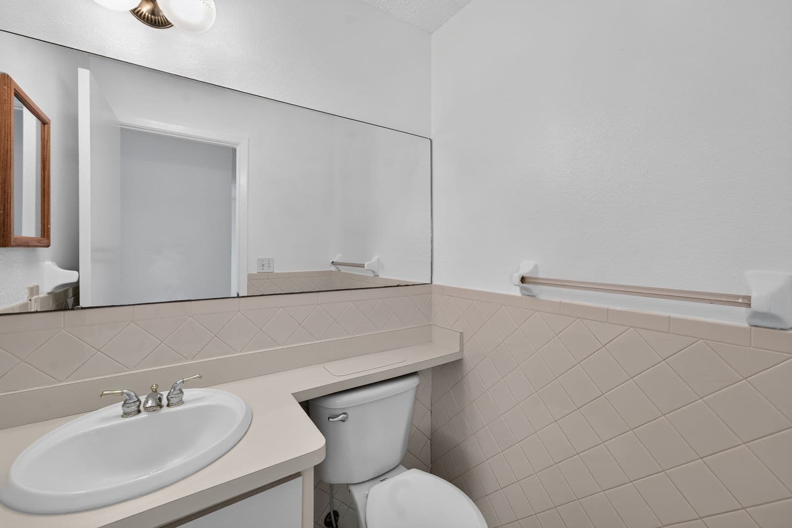 New Port Richey House: 6243 Florida Ave