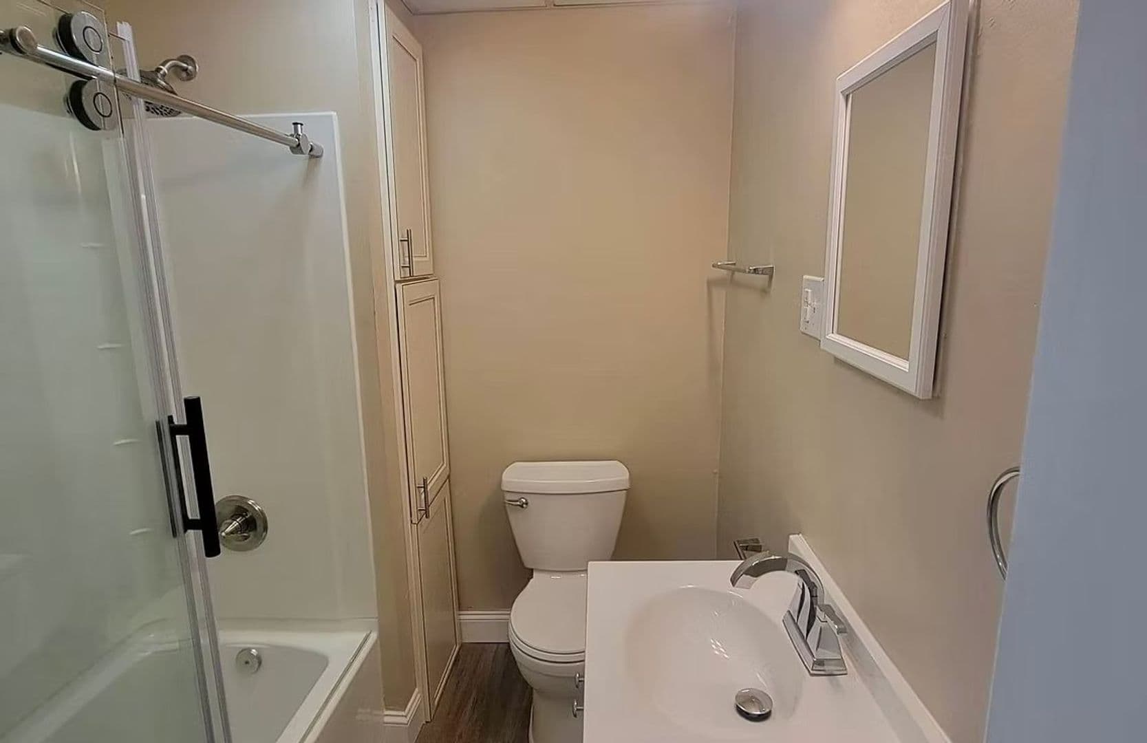 Binghamton Apartment: 158 Hawley