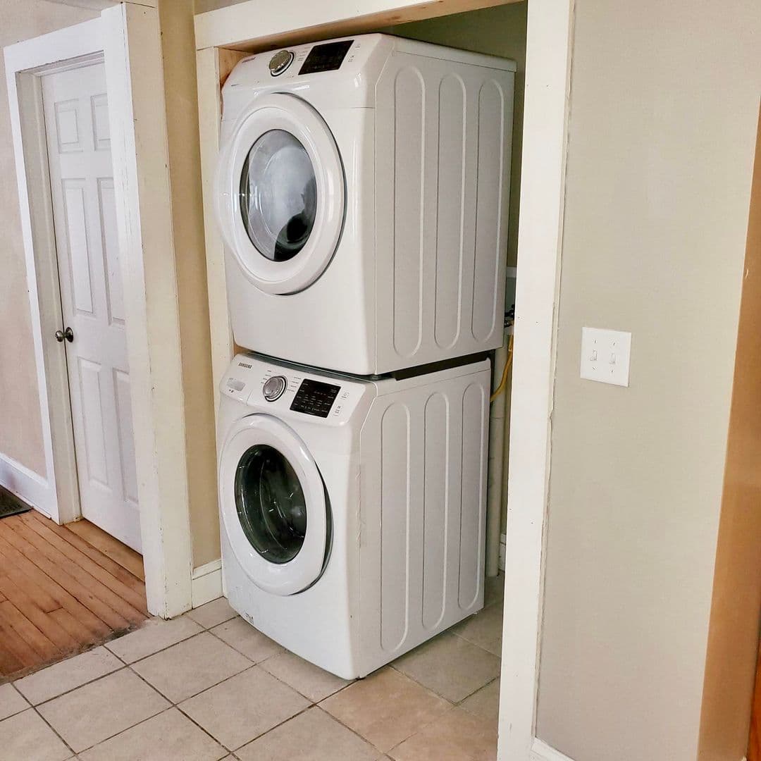 Binghamton Apartment: 57 Leroy