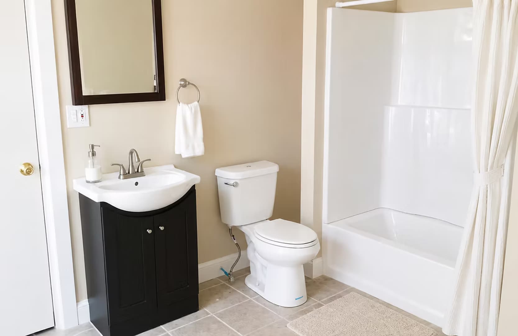 Binghamton Apartment: 6 Riverside