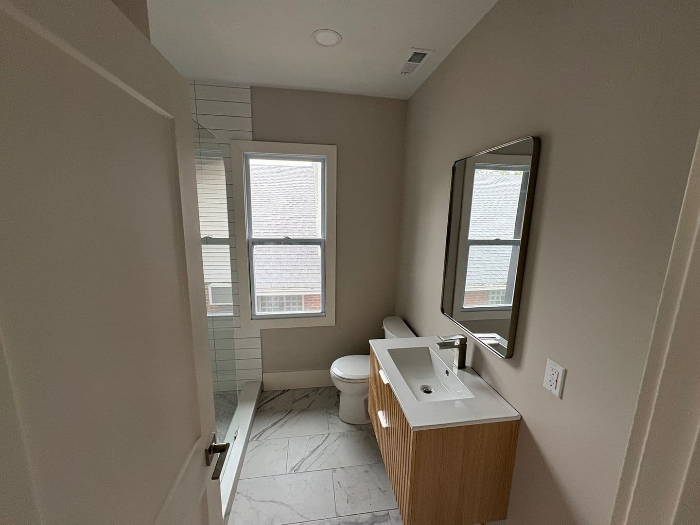 Detroit Apartment: 7436 Oakland St.