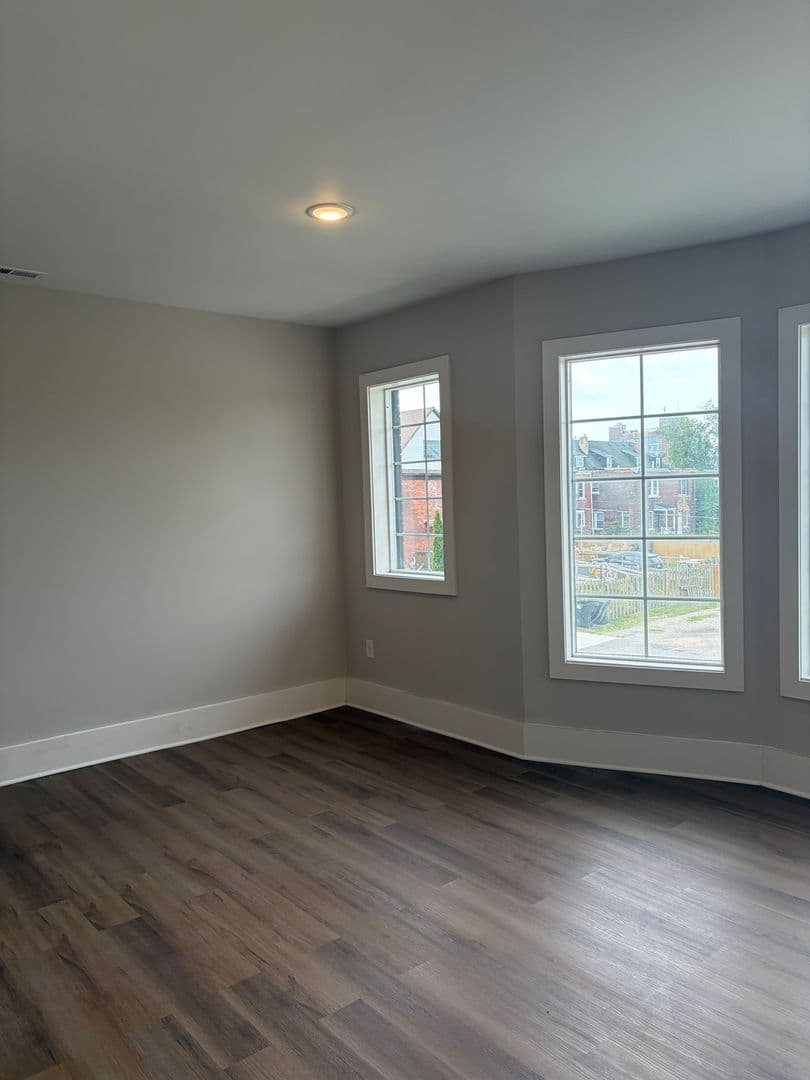 Detroit Apartment: 7436 Oakland St.